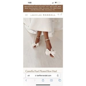 Loeffler Randall 9 Camellia Pearl Pleated Bow Heels NWOT